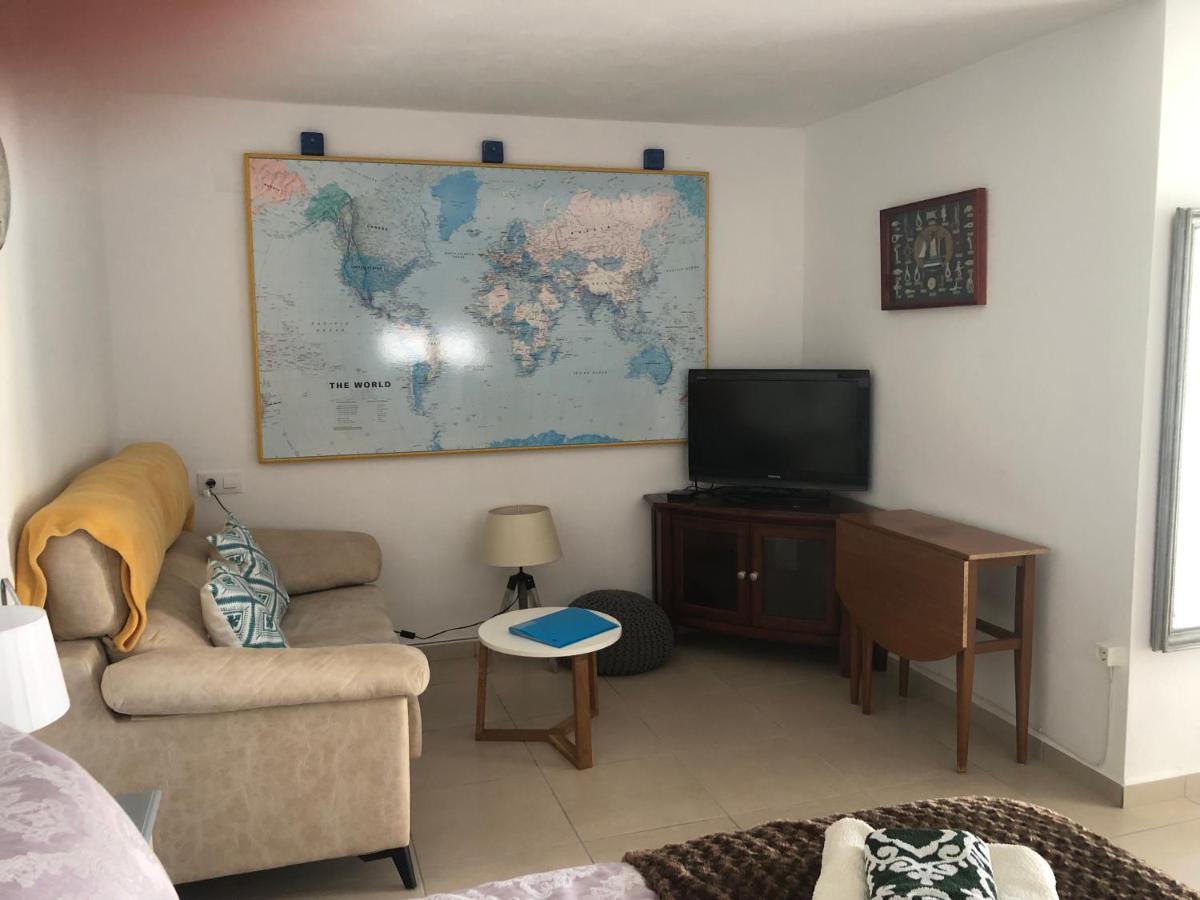 Casita Mona - Attractive Studio Apartment 4Kms From The Beach モライラ エクステリア 写真